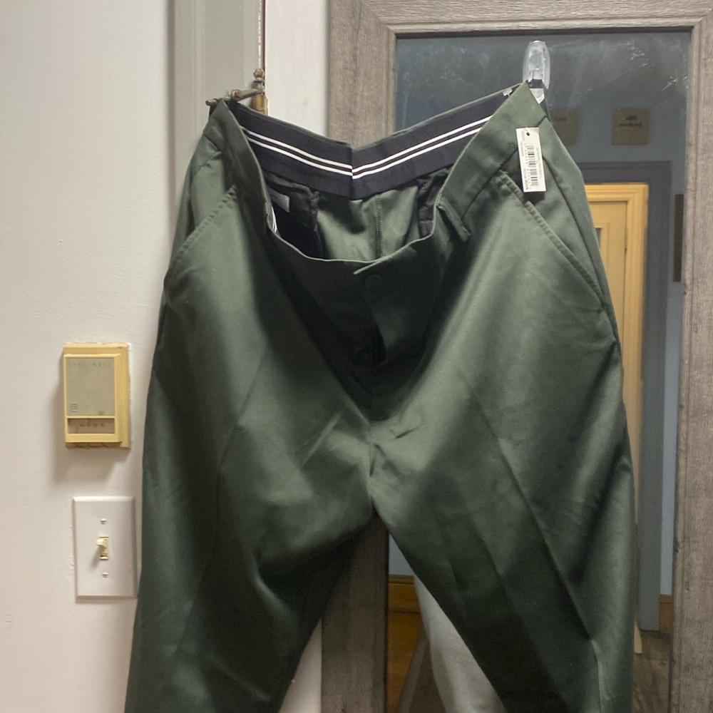 Men’s golf pants